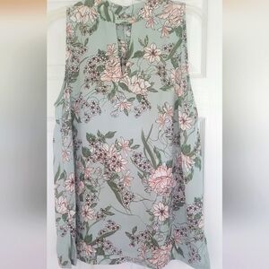 LOFT TOP...SLEEVELESS